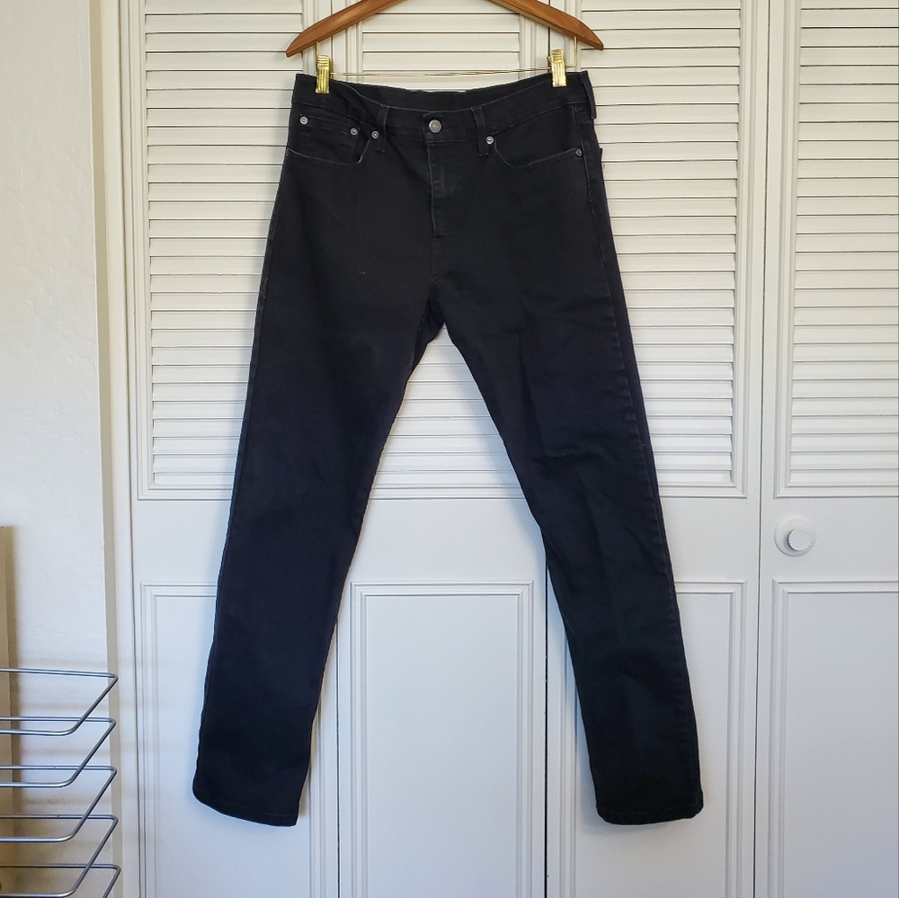 Men's black Levis